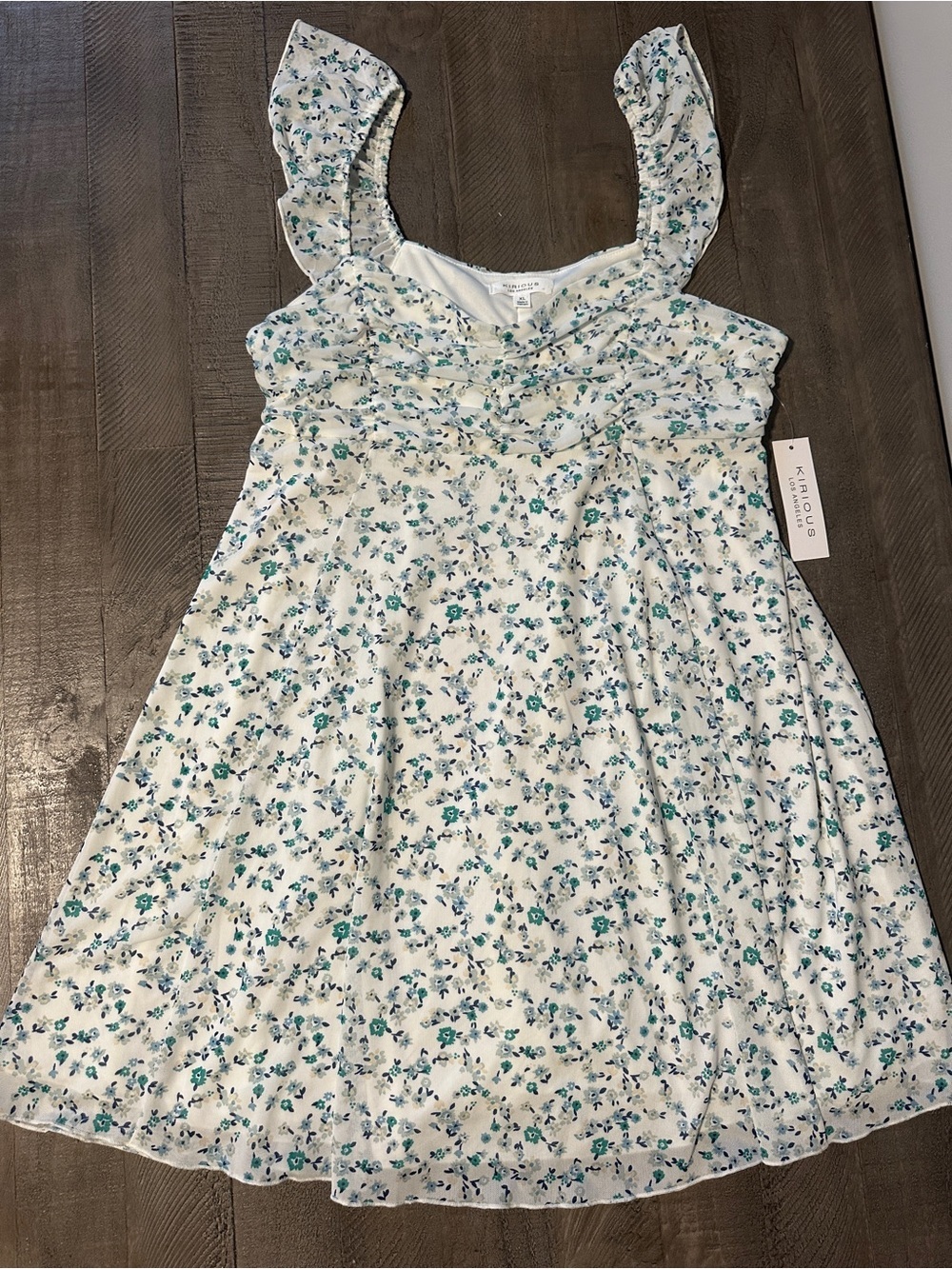 NWT Kirious Los Angeles Women’s White Floral Ruched Ruffle Mini Dress XL - Picture 3 of 11